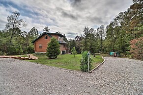 Rural Wooded Cabin Near Trophy Trout Fishing!