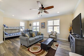 Emerald Isle Getaway w/ Decks & Beach Views!