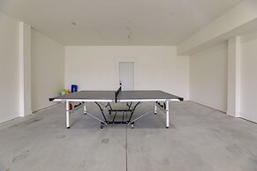 Emerald Isle Getaway w/ Decks & Beach Views!