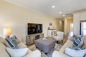 Emerald Isle Getaway w/ Decks & Beach Views!