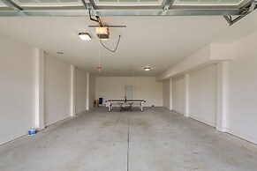 Emerald Isle Getaway w/ Decks & Beach Views!