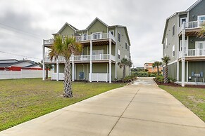 Emerald Isle Getaway w/ Decks & Beach Views!