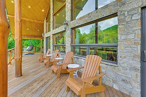 Secluded Cabin w/ Boats < 6 Mi to Jenny Jump!