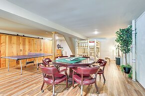 Secluded Cabin w/ Boats < 6 Mi to Jenny Jump!