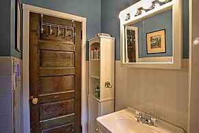 Harbert Cottage w/ Fire Pit: Half Mile to Beach!