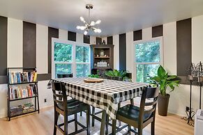 Peaceful + Chic Oasis: Fire Pit, Grill, Yard