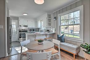 Mid-century Modern Cottage in Ardmore Area!