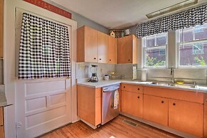 Glasgow Home w/ Porch: Close to Lake & Caves!