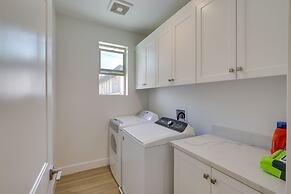 Pet-friendly Paramount Home, 16 Mi to Los Angeles!