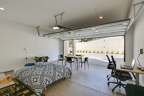 Pet-friendly Paramount Home, 16 Mi to Los Angeles!