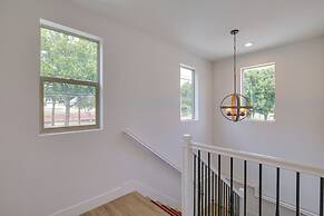 Pet-friendly Paramount Home, 16 Mi to Los Angeles!