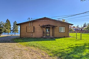 Lakeside Home w/ Beach ~ 14 Mi to Ski Area!