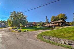 Lakeside Home w/ Beach ~ 14 Mi to Ski Area!