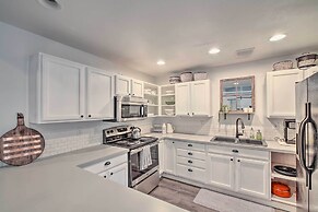 Quaint, Cozy Outdoor Retreat Near Mt Rainier!