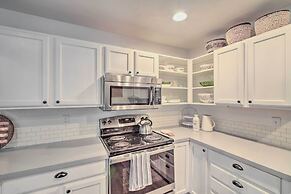 Quaint, Cozy Outdoor Retreat Near Mt Rainier!