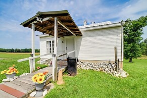 Serene Mcewen Cottage ~ 2 Mi to Golf Course!