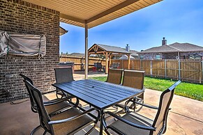 Modern Amarillo House w/ Fire Pit + Hot Tub!