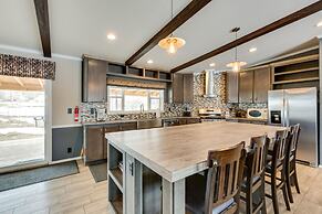 Spacious Tierra Amarilla Ranch House w/ Deck!