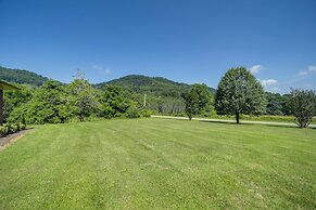 Serene Canton Home w/ Deck & Mountain Views!