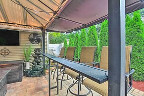 Pet-friendly Taylor Home w/ Backyard Oasis!