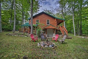 Updated Manistique Log Cabin, Yard & Fire Pit