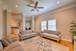 Spacious Houston Home ~ 16 Mi to NRG Stadium!