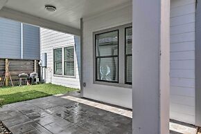 Spacious Houston Home ~ 16 Mi to NRG Stadium!