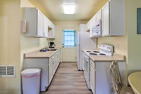 Winchester Bay Apt Near Dunes & State Parks!