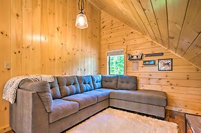 Peaceful North Haverhill Haven w/ Wood Fire Pit