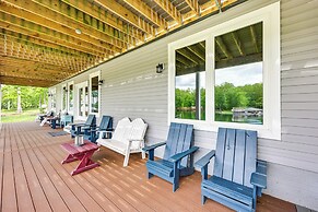 Waterfront Lake Anna Home w/ Dock, Beach & Kayaks!