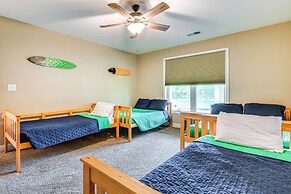 Waterfront Lake Anna Home w/ Dock, Beach & Kayaks!