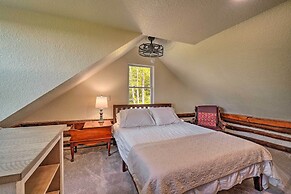 Pet-friendly Speedwell Cabin, 1 Mi to Water!