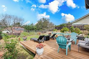 Wine Country Gateway w/ Views Btwn Napa & SF