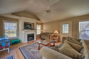 Serene Blue Ridge Getaway in Galax w/ Yard!