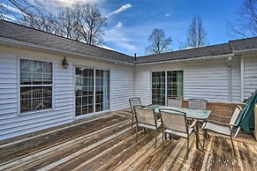Serene Blue Ridge Getaway in Galax w/ Yard!