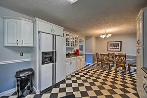 Serene Blue Ridge Getaway in Galax w/ Yard!