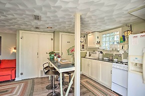 Historic Fort Worth Cottage w/ Shared Pool!