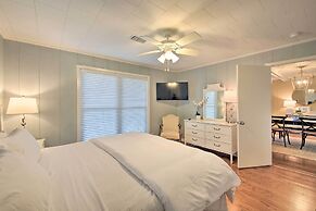 Waterfront Getaway w/ Dock on Lake Hamilton!