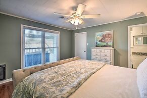 Waterfront Getaway w/ Dock on Lake Hamilton!