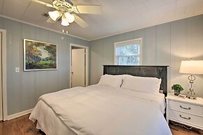 Waterfront Getaway w/ Dock on Lake Hamilton!