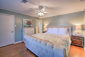 Waterfront Getaway w/ Dock on Lake Hamilton!