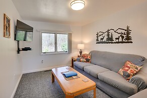 Woodsy Family Retreat 11 Mi to Raystown Lake!