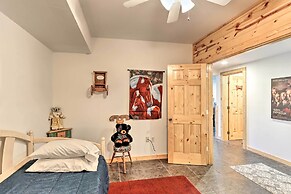 Wheelchair-accessible Murphy Cabin w/ Fire Pit!