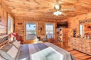 Wheelchair-accessible Murphy Cabin w/ Fire Pit!