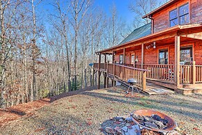 Wheelchair-accessible Murphy Cabin w/ Fire Pit!