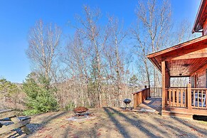 Wheelchair-accessible Murphy Cabin w/ Fire Pit!