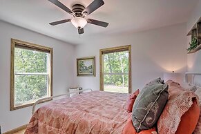 Sky Blue Overlook - Hot Tub & Screened Porch!