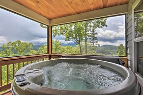 Hot Tub Relaxation & Mtn View: Sky Blue Overlook