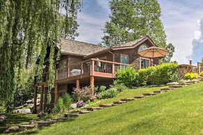 Rivers Edge Mtn Home: Private Hot Tub & Views