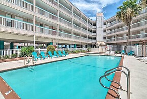 Beachfront Corpus Christi Condo w/ Arcade Room!